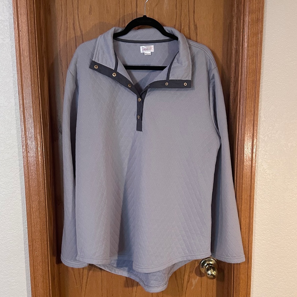 Gray Pullover